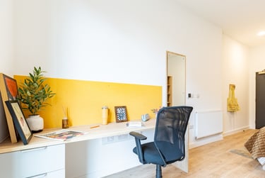 Premium Studio at Beckton House, Station Road, Beeston, Nottingham, NG92WW - Image 4